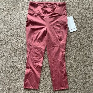 Lululemon Fast Free High Rise Crop 21" Elite Cherry Tint Women's Size‎ 6